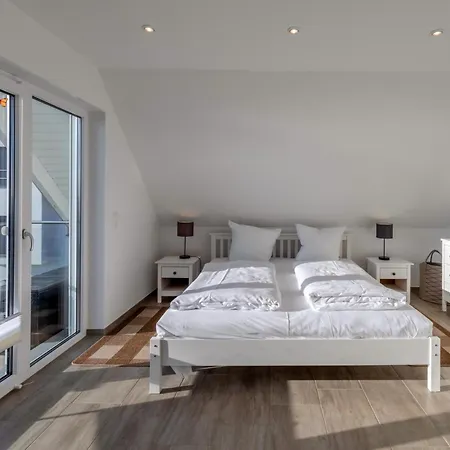 Schoensicht - Direkte Wasserlage Am Plauer - Neubau 2024